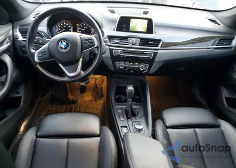 2018 BMW X1 xDrive28I z USA, uszkodzony, nr VIN WBXHT3C38J5L27965